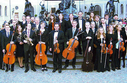 Die Jungen Münchner Symphoniker spielen an der Residenz.