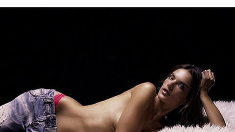 Sexy Adventsüberraschung: Alessandra Ambrosio