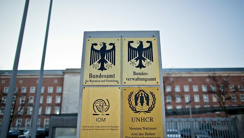 Das Bundesamt für Migration- und Flüchtlinge zählte 2015 so viele Zuwanderer wie nie zuvor. Das Bundesamt für Migration- und Flüchtlinge zählte 2015 so viele Zuwanderer wie nie zuvor.