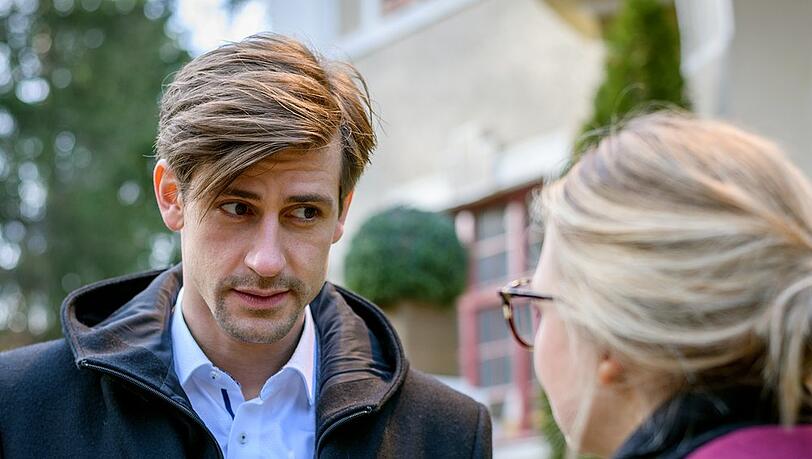 "Sturm der Liebe": Paul will von Josie wissen, ob sie in ihn verliebt ist.