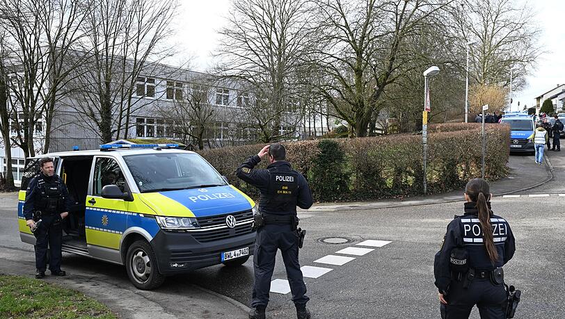 Die Polizei ist an einer Schule in Bretten im Einsatz.