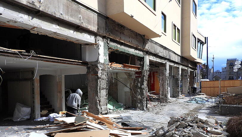 Hotel Königshof in München - das alte Gebäude wird abgerissen. Geplant ist ein luxuriöser Neubau. Hotel Königshof in München - das alte Gebäude wird abgerissen. Geplant ist ein luxuriöser Neubau.