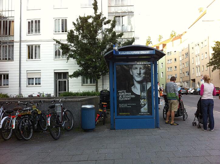 Am Kolumbusplatz: Neben Schweini nicht ins Schwitzen kommen...