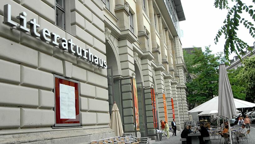 Das Literaturhaus am Salvatorplatz. Das Literaturhaus am Salvatorplatz.