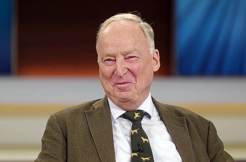 AfD-Vize Gauland fordert eine Aussetzung des Asylrechts für Muslime.