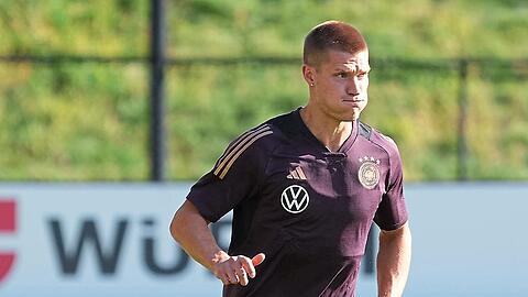 "Natürlich können sich einige Jungs daran ein Beispiel nehmen", sagt Union-Stürmer Kevin Behrens über seinen Weg ins DFB-Team.