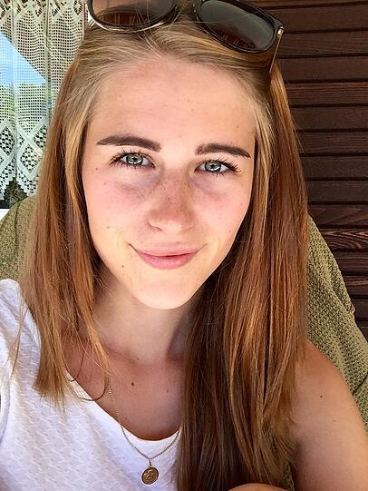 Die 24-Jährige Sonja O. arbeitet als Operations Manager Outdoor