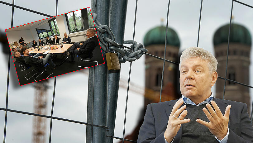 Munteres Gespräch über die Zukunft der Stadt: Münchens Oberbürgermeister Dieter Reiter (SPD) beim Besuch in der AZ-Redaktion (kleines Bild).