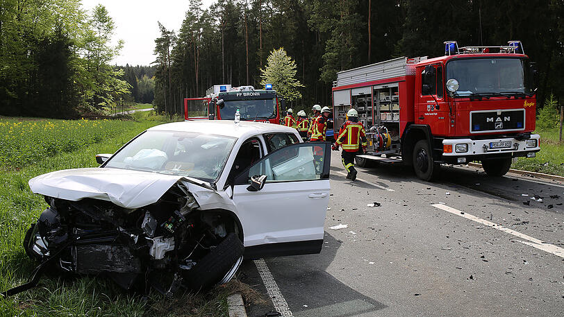 Weitere Bilder vom Unfallort.