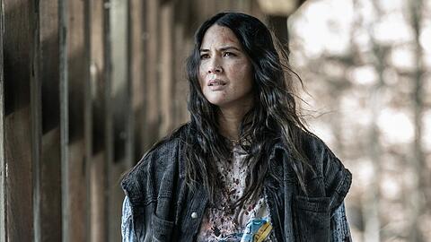 Olivia Munn als Evie in "Tales of the Walking Dead".