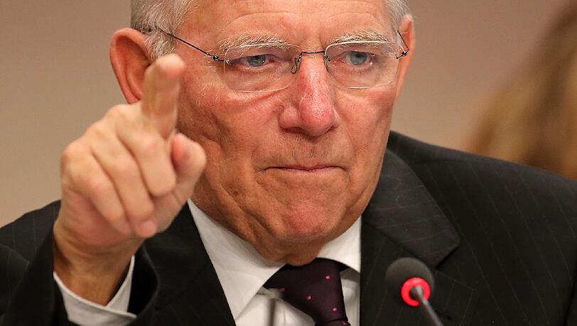 Wolfgang Schäuble forderte am freitag eine Stärkung der EU-Außengrenzen. Wolfgang Schäuble forderte am freitag eine Stärkung der EU-Außengrenzen.