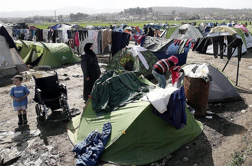 Nach ihrem Auszug aus dem Camp in Idomeni sollen die Flüchtlinge in organisierten Auffanglagern untergebracht werden.
