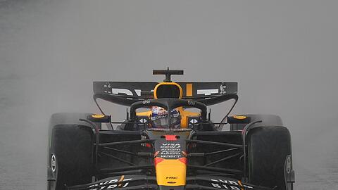 Verstappen liefert eine weltmeisterliche Leistung ab.