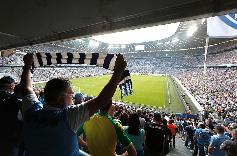 57.000 Fans hatten den Weg in die Allianz Arena gefunden und wollten ihre Löwen bei der Mission Klassenerhalt unterstützen - eine Riesen-Kulisse.