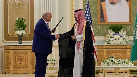 Beim Besuch von US-Präsident Trump in Saudi-Arabien geht es wie 2017 erneut um große Rüstungsgeschäfte.