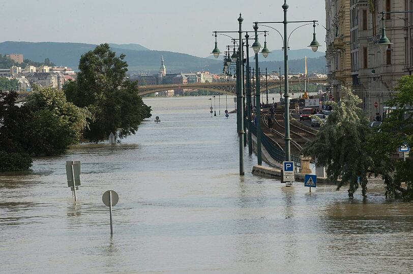 Budapest scheint das Schlimmste überstanden zu haben. Hier gibt's die Bilder aus der ungarischen Hauptstadt.