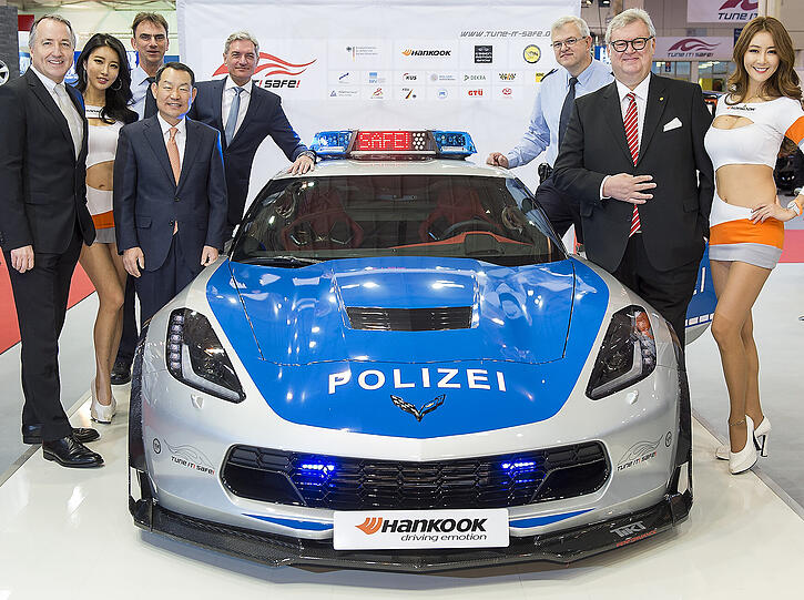 Die Polizei-Corvette von Tune it! Safe!