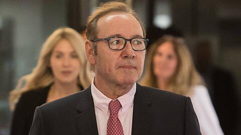 Kevin Spacey auf dem Weg zu seinem Gerichtsprozess 2023 in London.