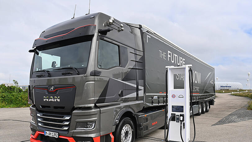 Am Busparkplatz S&uuml;d gibt es einen Ladepark f&uuml;r Elektro-Lkws und -Busse.