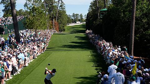 Superstar Tiger Woods bei einer Trainingsrunde im Augusta National Golf Club.