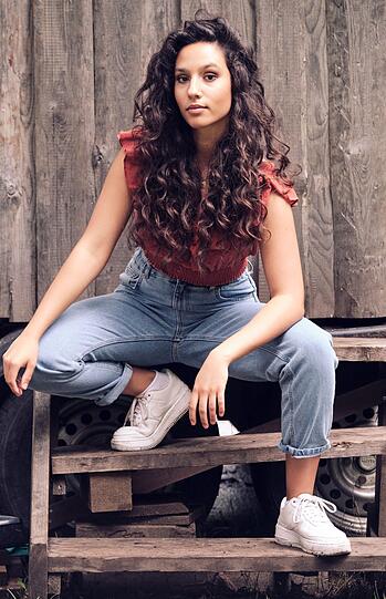 Esra