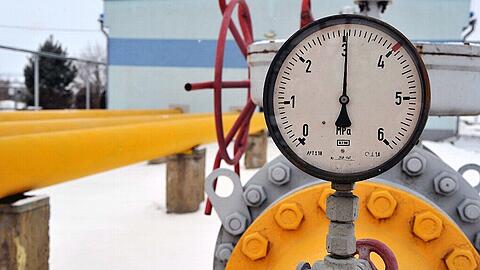 Eine Gas-Pipeline der deutschen RWE in Südpolen - hier kommt das russische Gas via Ukraine an.