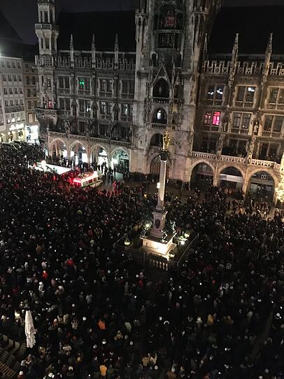 Der Marienplatz in der Silvesternacht.