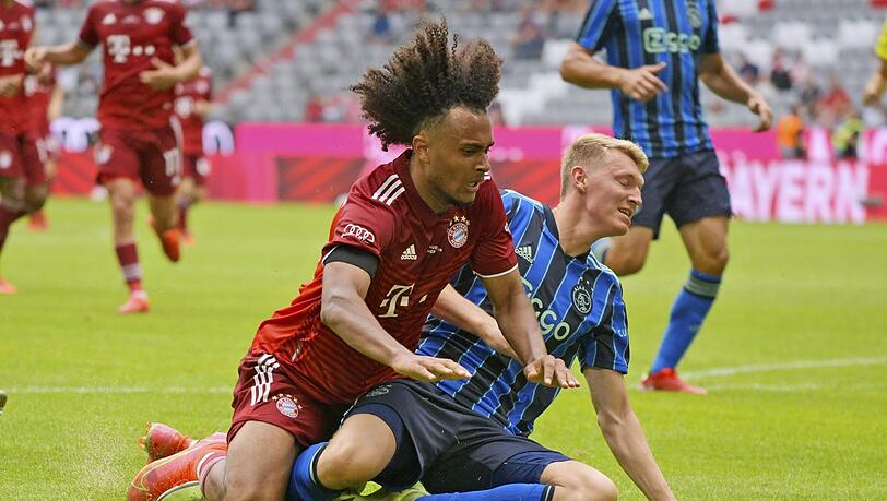 Gilt für nicht wenige beim FC Bayern bereits als "unbelehrbar": Joshua Zirkzee, der gegen Ajax ein sicheres Tor verschenkt. Gilt für nicht wenige beim FC Bayern bereits als "unbelehrbar": Joshua Zirkzee, der gegen Ajax ein sicheres Tor verschenkt.