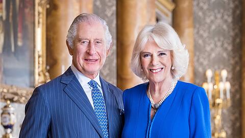 Das Porträt von König Charles III. und Königsgemahlin Camilla wurde anlässlich der Krönung der beiden veröffentlicht.