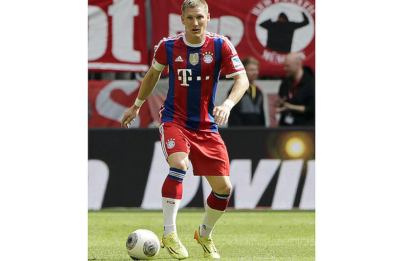 Nur wenige Tage nach seinem 30. Geburtstag startet Schweinsteiger in die neue Saison. Dann sollen weitere Titel zu seiner erfolgreichen Karriere hinzugefügt werden