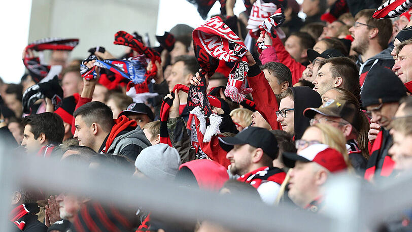 Fans des FC Ingolstadt. (Archivbild)