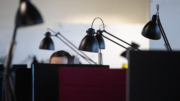 Zum Arbeiten ins Büro oder doch lieber Home-Office? Der Büroimmobilienmarkt hat sich seit der Pandemie deutlich geändert.