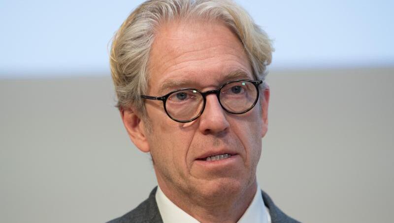 Andreas Gassen, Chef der Kassenärztlichen Bundesvereinigung (KBV), sieht vorerst keinen "Hype" bei Gesundheits-Apps. Andreas Gassen, Chef der Kassenärztlichen Bundesvereinigung (KBV), sieht vorerst keinen "Hype" bei Gesundheits-Apps.