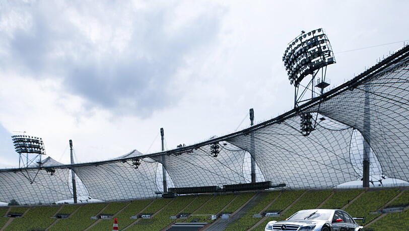 Das Olympiastadion als Rennstrecke: Die DTM kommt nach München. Das Olympiastadion als Rennstrecke: Die DTM kommt nach München.