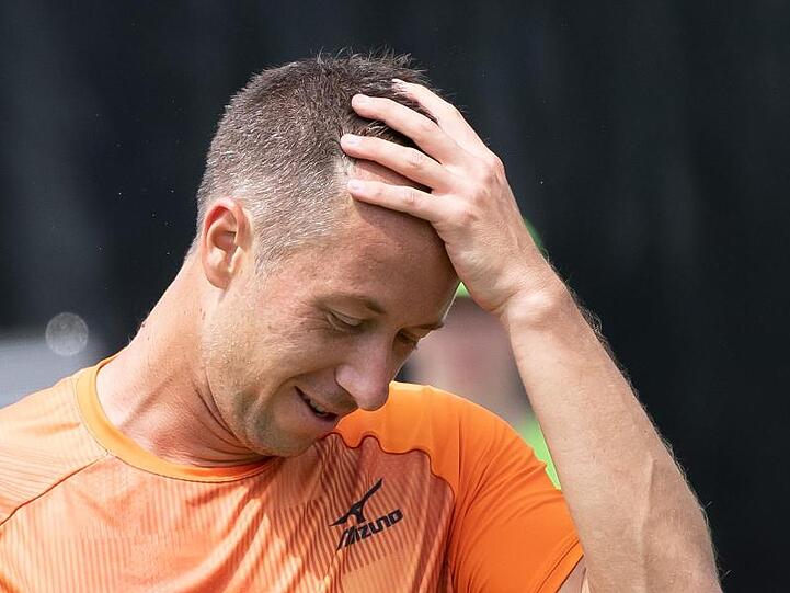 Philipp Kohlschreiber ist zum vierten Mal nacheinander in Hamburg in der ersten Runde einer Turniers ausgeschieden.