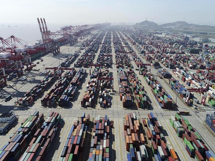 Ungeachtet der laufenden Handelsgespräche mit China haben die USA die Sonderzölle auf Einfuhren aus dem Reich der Mitte auf 25 Prozent erhöht.