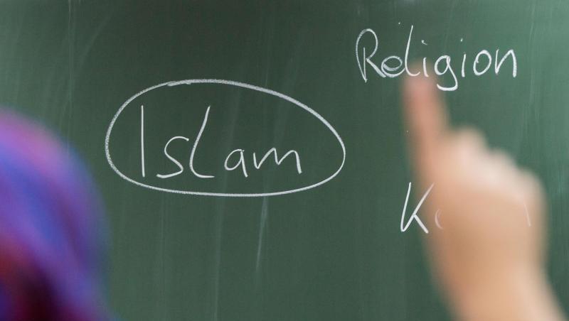 Die Studie sieht bei religiöser Toleranz Defizite - vor allem der Islam hat es schwer und wird von vielen negativ wahrgenommen. Die Studie sieht bei religiöser Toleranz Defizite - vor allem der Islam hat es schwer und wird von vielen negativ wahrgenommen.