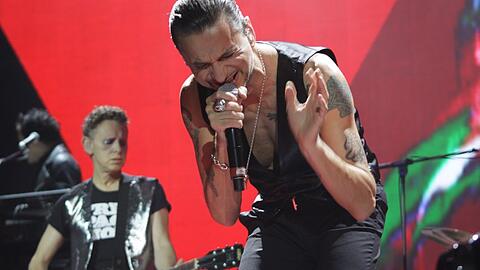 Depeche Mode landen mit "Memento Mori" auf Platz eins der deutschen Albumcharts.
