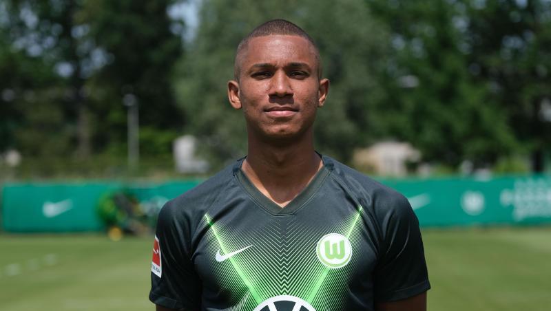 Felix Ohis Uduokhai, aufgenommen beim Fototermin von VfL Wolfsburg. Foto: Peter Steffen/Archivbild Felix Ohis Uduokhai, aufgenommen beim Fototermin von VfL Wolfsburg. Foto: Peter Steffen/Archivbild