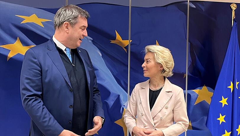 Ursula von der Leyen will Markus Söder und sein Kabinett in Brüssel treffen. (Archivbild)