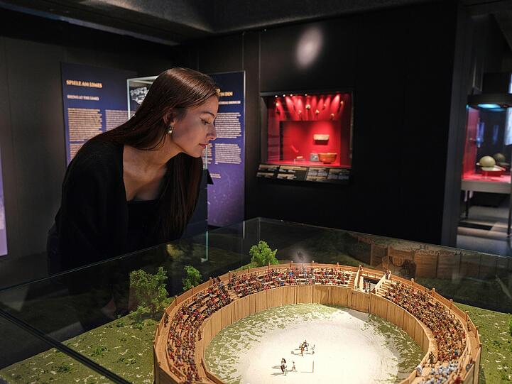Ein Modell der Arena im niederbayerischen Künzing, südlich von Deggendorf.