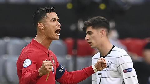 Portugals Cristiano Ronaldo bejubelt sein Tor zum zwischenzeitlichen 1:0 gegen Deutschland.