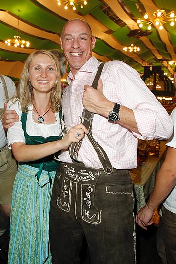 Bengt Zikarsky (Schwimmer) mit Claudia Maier