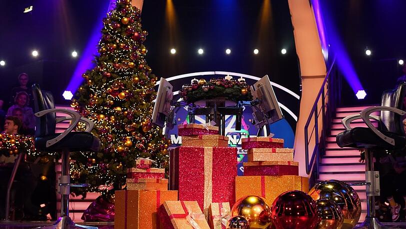 Auf die "WWM"-Kandidaten warten Geschenke. Auf die "WWM"-Kandidaten warten Geschenke.