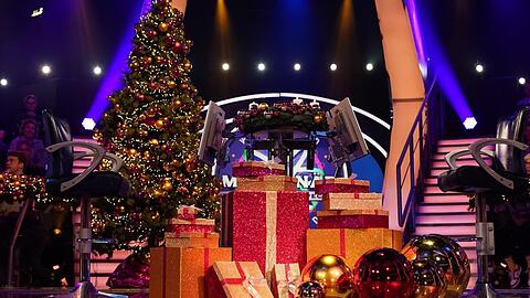 Auf die "WWM"-Kandidaten warten Geschenke. Auf die "WWM"-Kandidaten warten Geschenke.