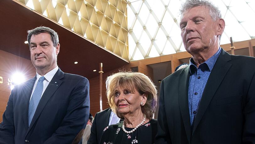 Markus Söder mit OB Dieter Reiter und Charlotte Knobloch. Markus Söder mit OB Dieter Reiter und Charlotte Knobloch.