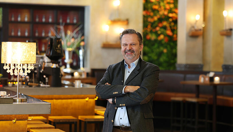 Der Wirt des Parkcafés bringt sich immer wieder in die Debatte um den Alten Botanischen Garten ein. Der Wirt des Parkcafés bringt sich immer wieder in die Debatte um den Alten Botanischen Garten ein.