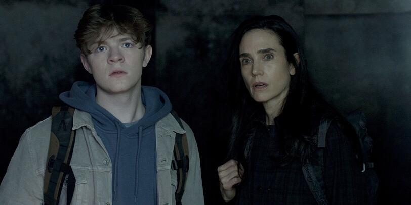 Charlie (Oakes Fegley) und Daniela (Jennifer Connelly) wissen nicht, wo ihre Reise hingeht. Charlie (Oakes Fegley) und Daniela (Jennifer Connelly) wissen nicht, wo ihre Reise hingeht.