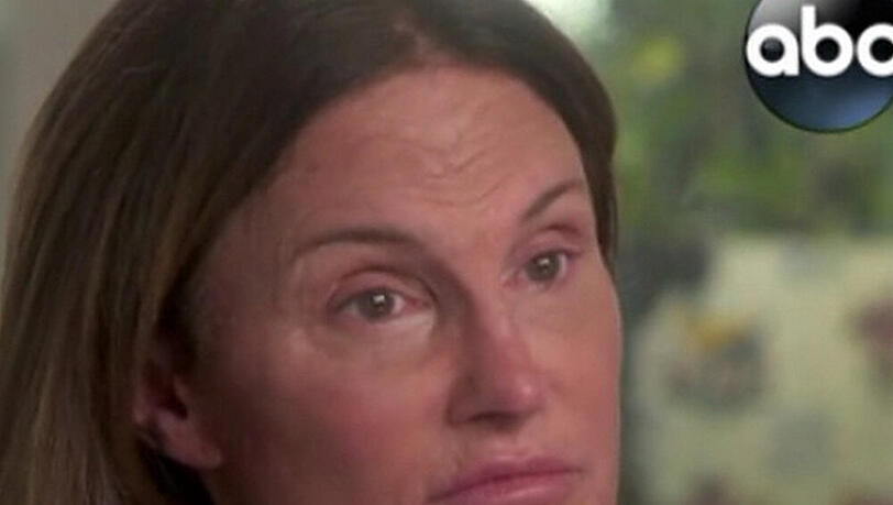 "Girls"-Star Lena Dunham drückte auf Instagram ihre Bewunderung für Bruce Jenner aus, unter anderem mit diesem Bild "Girls"-Star Lena Dunham drückte auf Instagram ihre Bewunderung für Bruce Jenner aus, unter anderem mit diesem Bild
