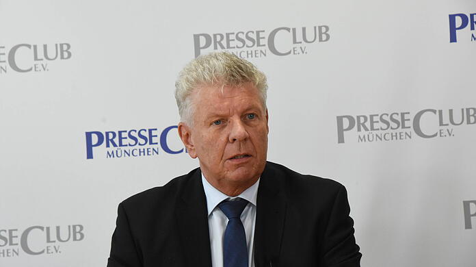 Münchens OB Dieter Reiter beim Pressegespräch am Mittwoch.